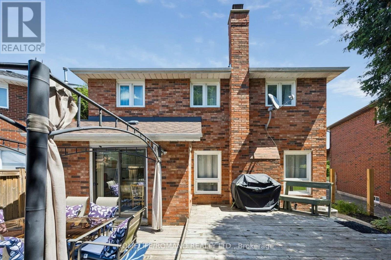 54 Links Road Property Photo 33