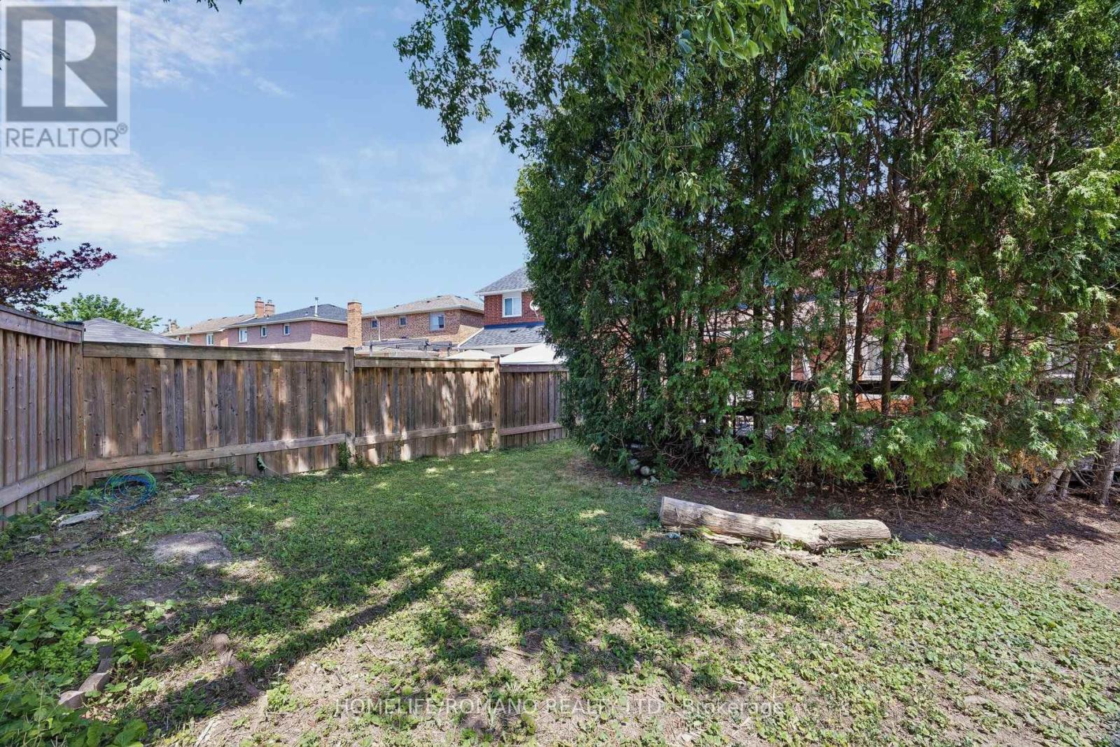 54 Links Road Property Photo 35
