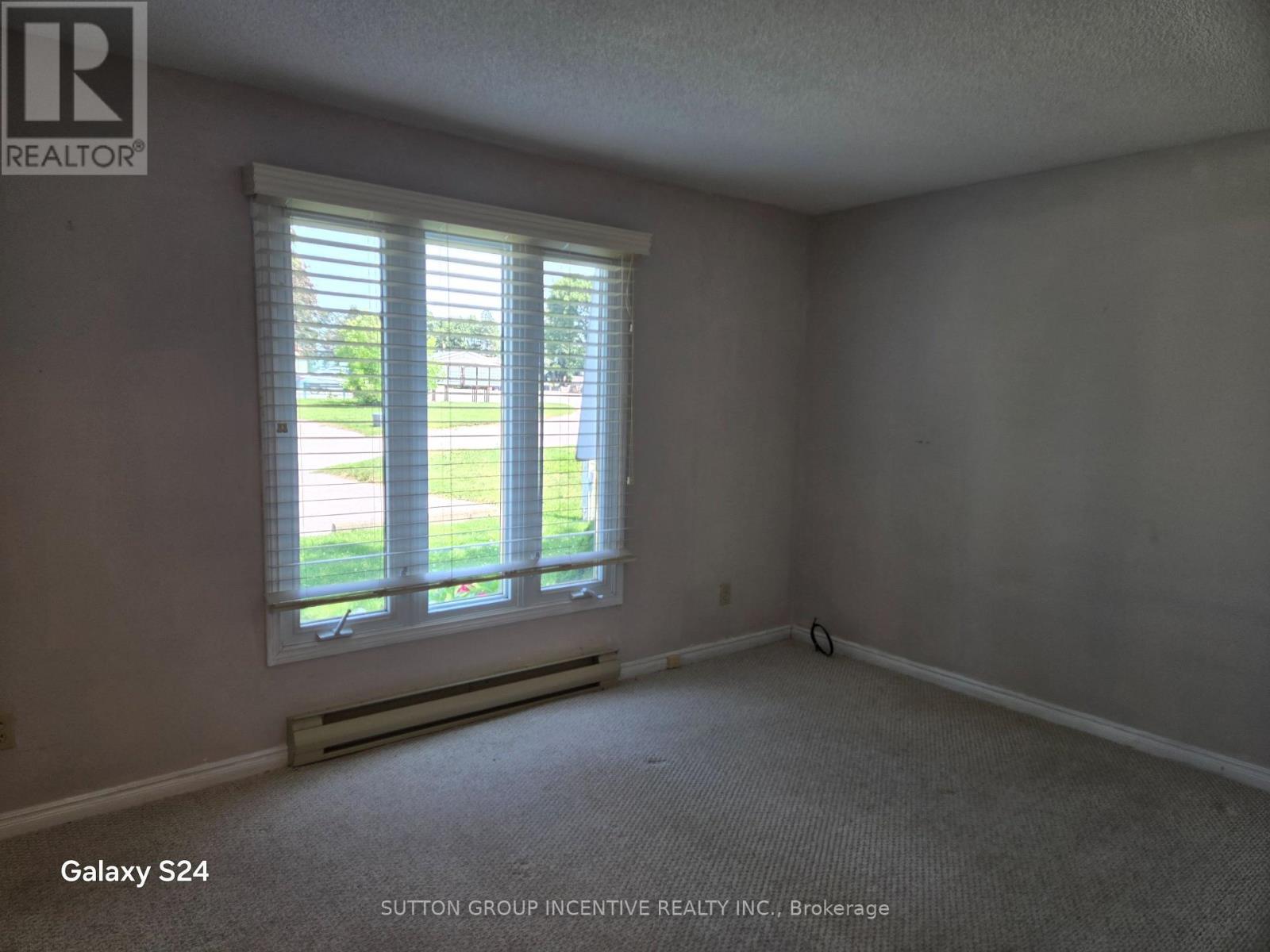 36 Weeping Willow Drive Property Photo 11