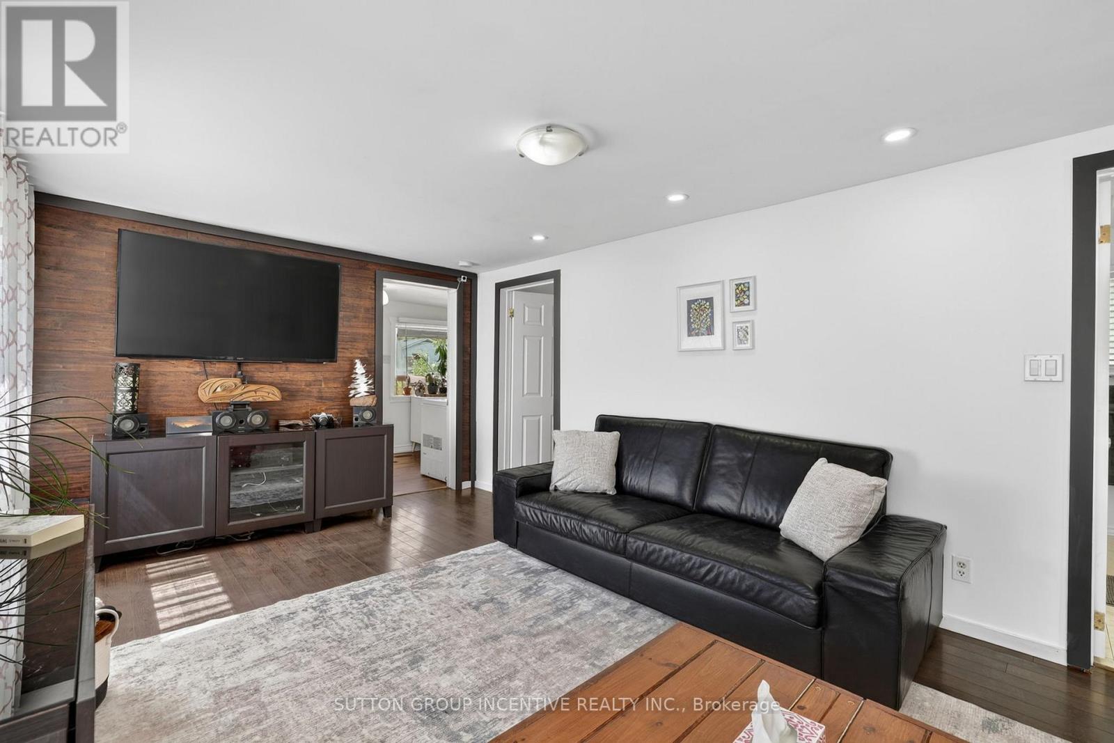 191 Ways Bay Drive Property Photo 11