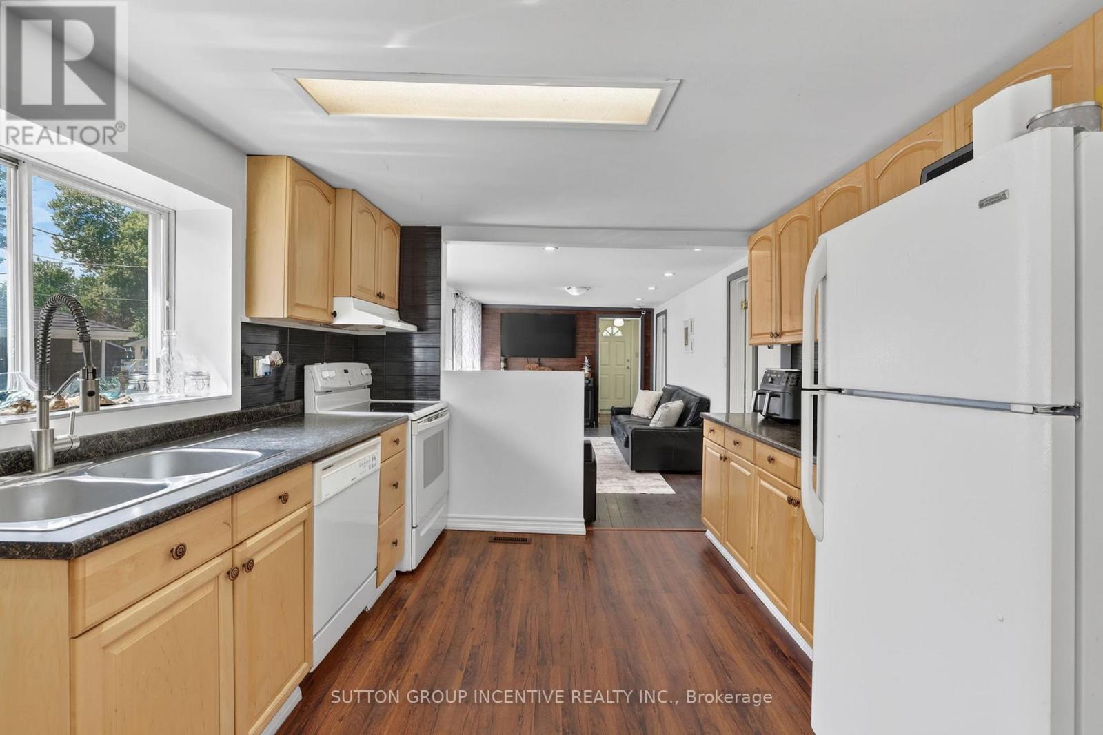 191 Ways Bay Drive Property Photo 17