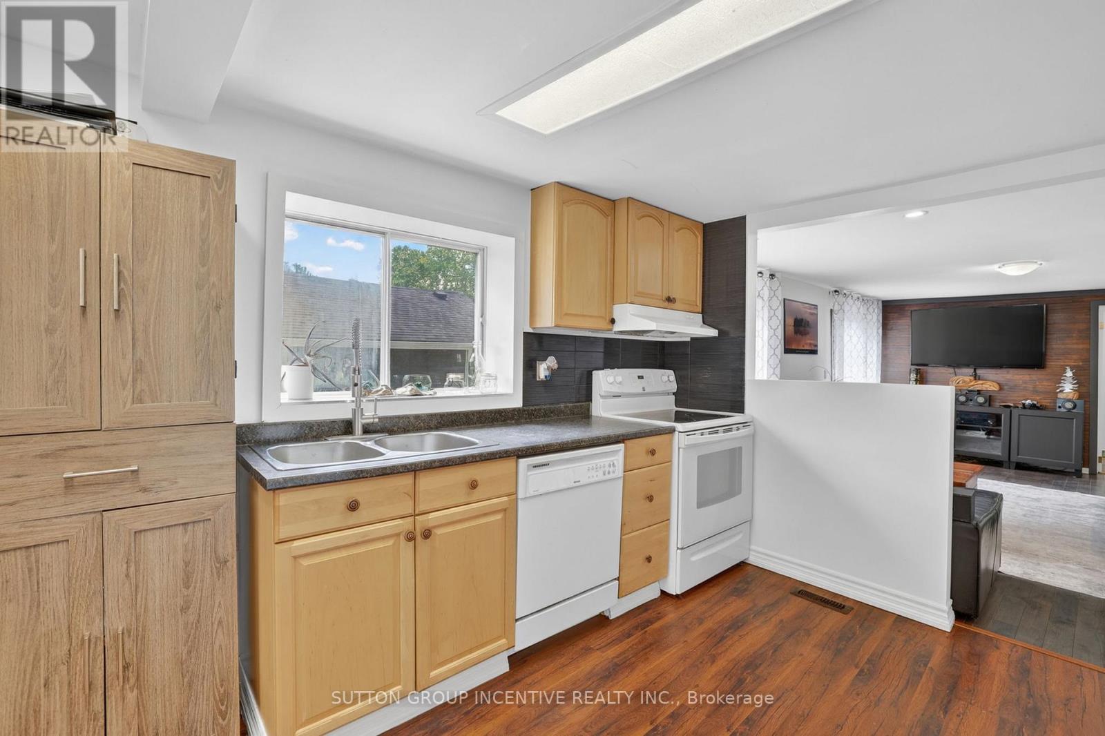 191 Ways Bay Drive Property Photo 18