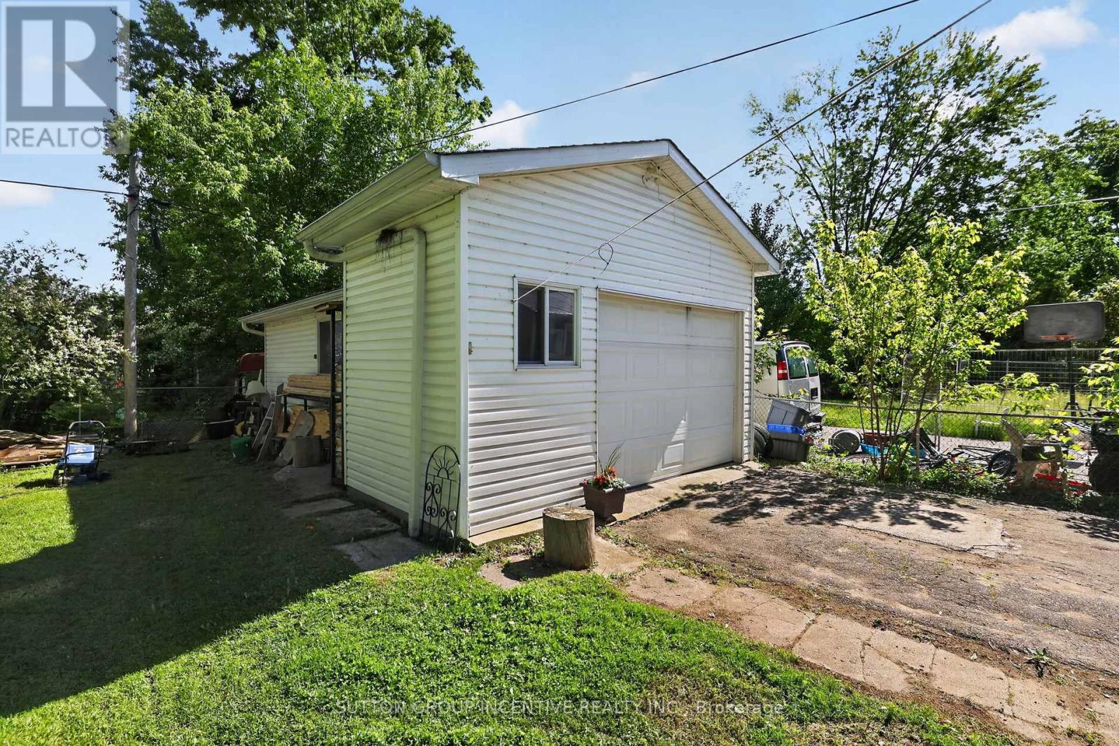 191 Ways Bay Drive Property Photo 29
