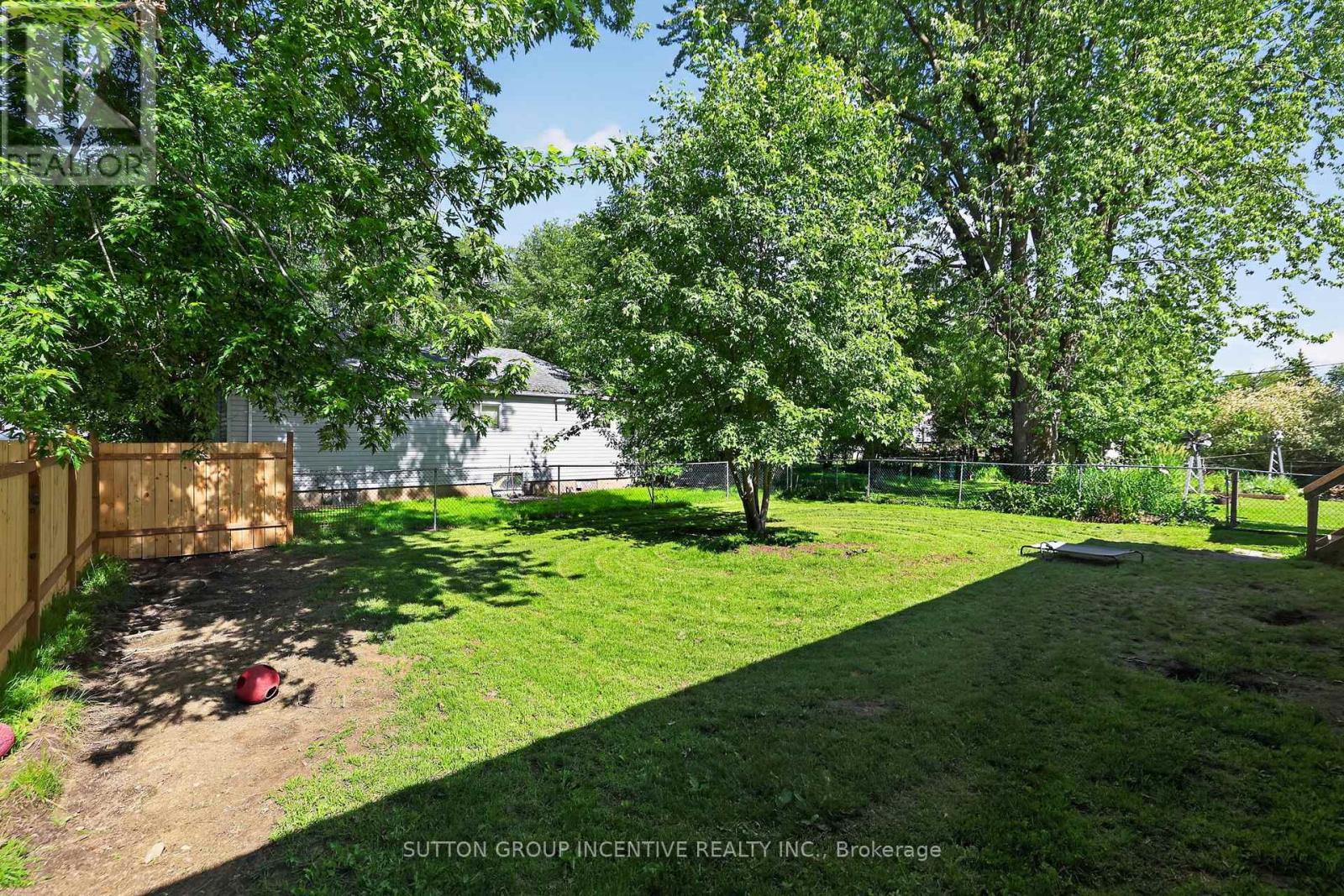 191 Ways Bay Drive Property Photo 35