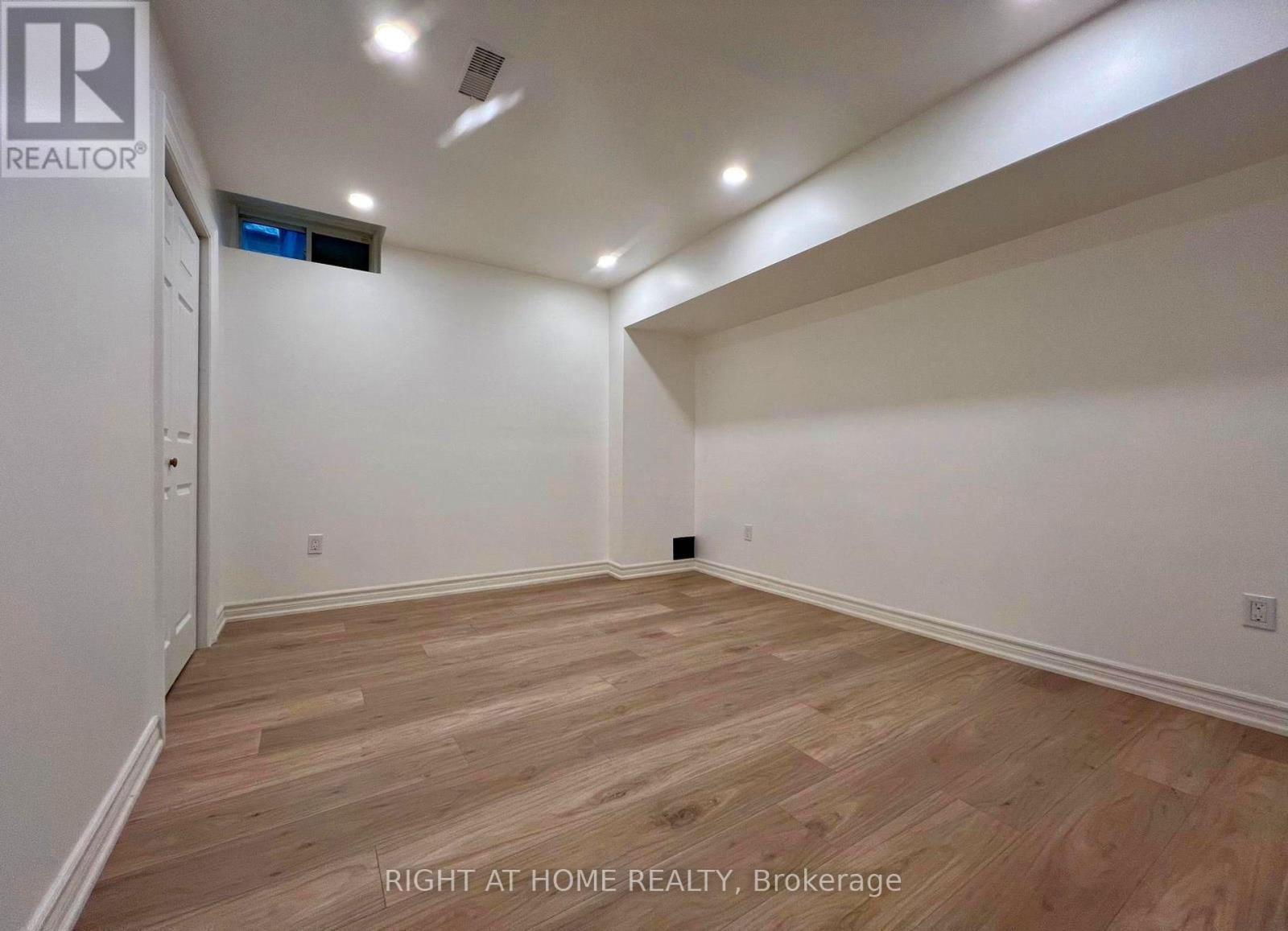 99 Ascalon Drive Property Photo 10