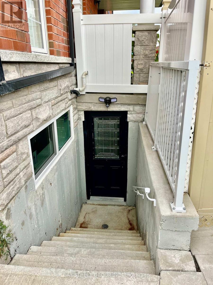 BSMT - 5 KING WILLIAM CRESCENT