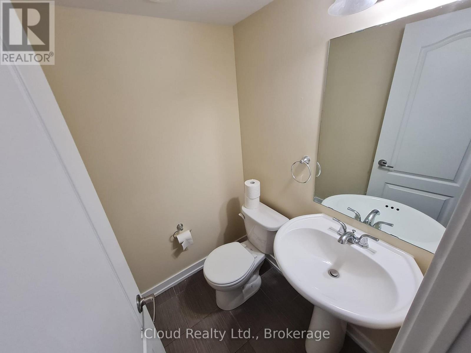 1001 - 55 Lindcrest Manor Property Photo 20