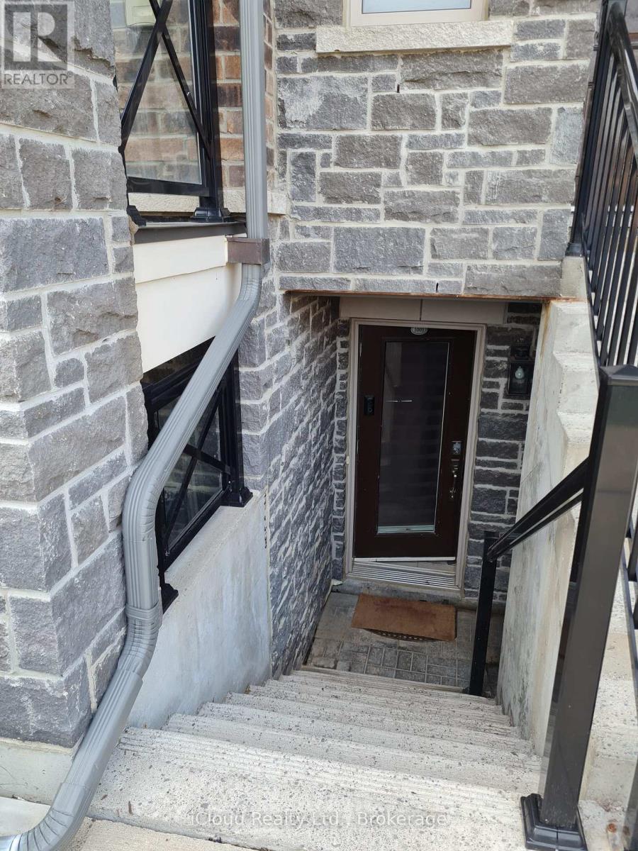 1001 - 55 Lindcrest Manor Property Photo 25