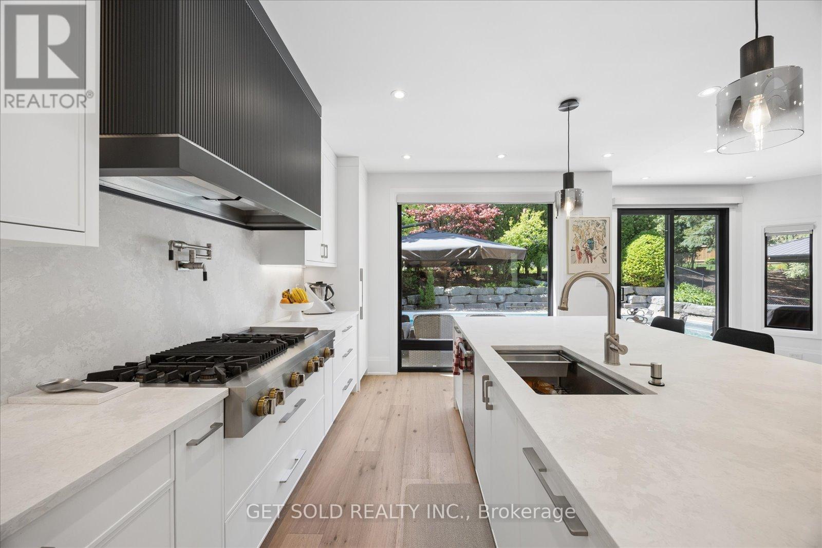 64 Spence Drive Property Photo 11