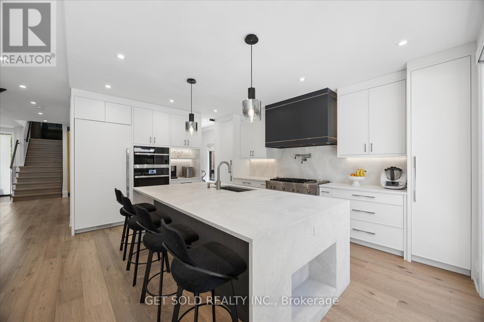 64 Spence Drive Property Photo 13