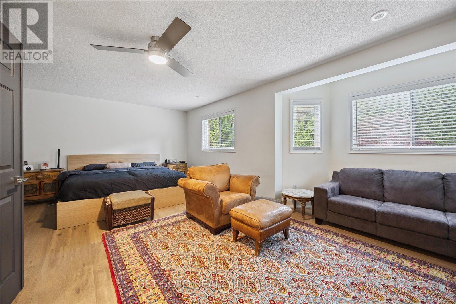 64 Spence Drive Property Photo 25