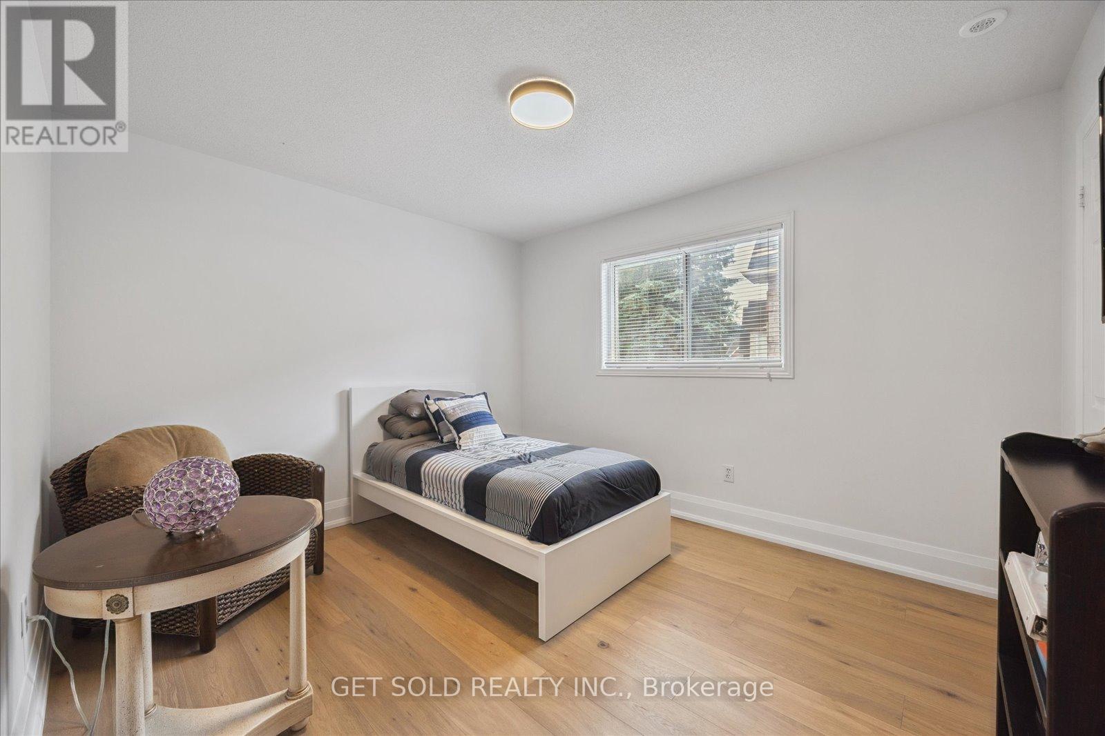 64 Spence Drive Property Photo 27