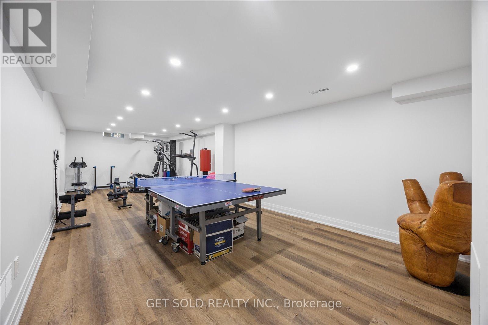 64 Spence Drive Property Photo 35