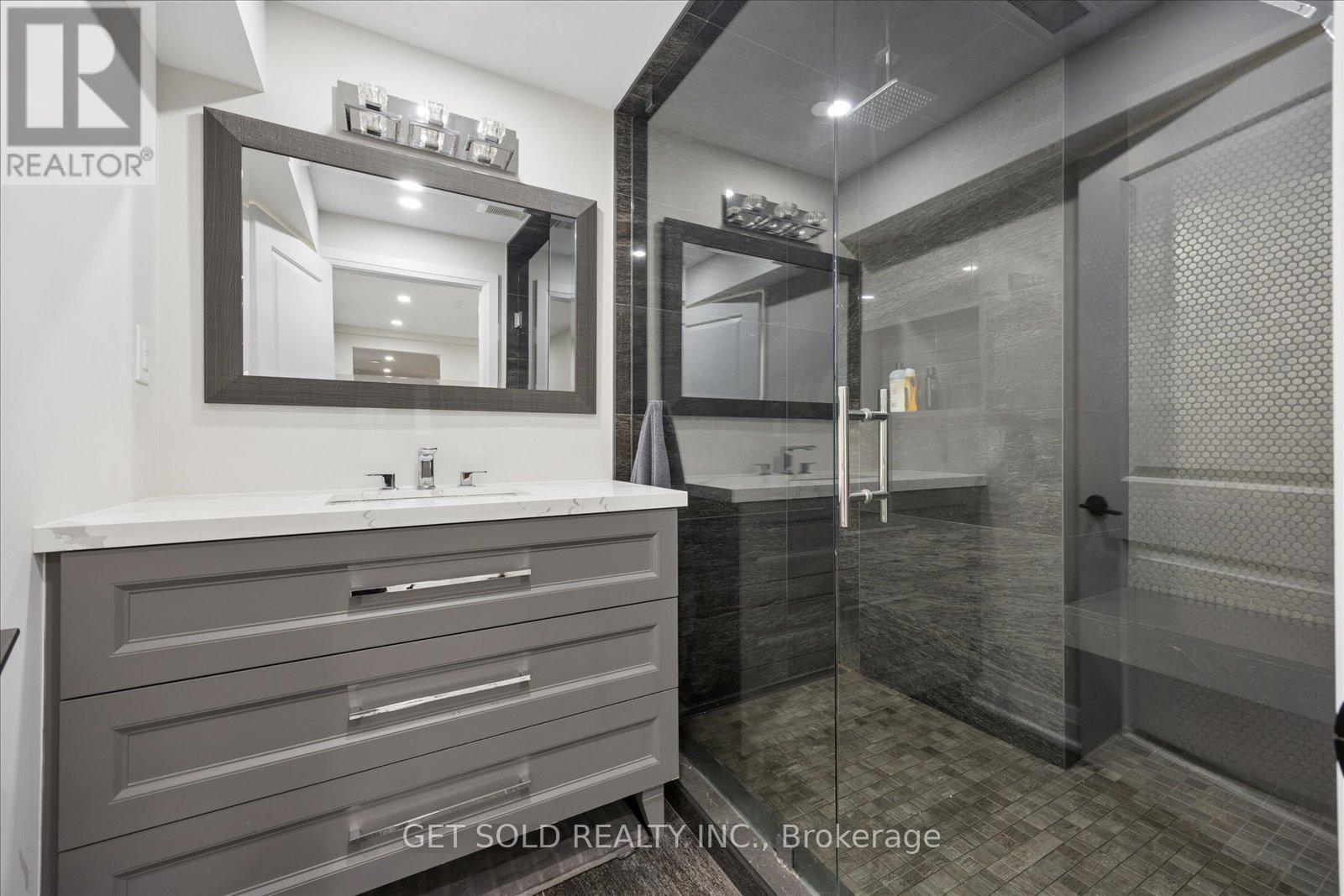 64 Spence Drive Property Photo 38