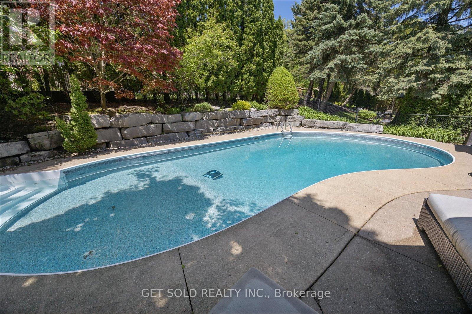 64 Spence Drive Property Photo 41