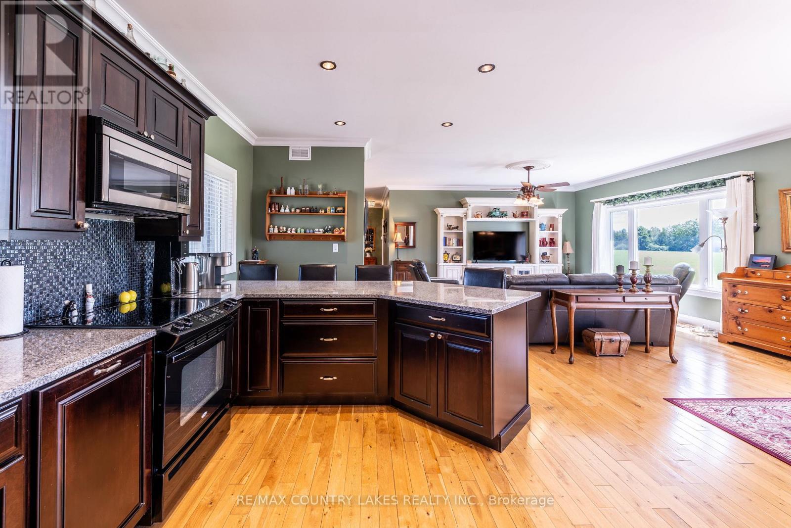 764 Regional Road 12 Property Photo 13