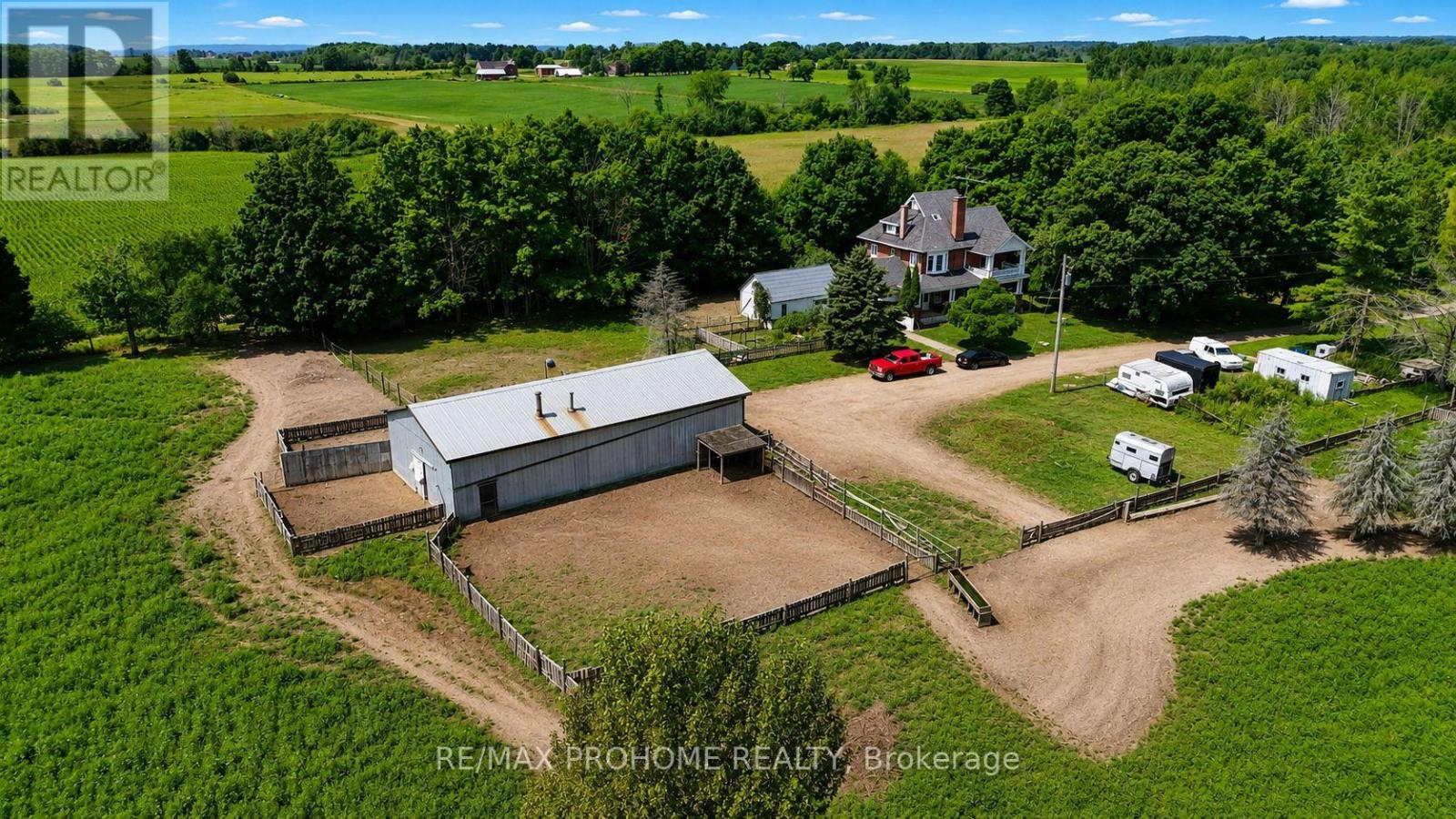 3869 7th Line Property Photo 5