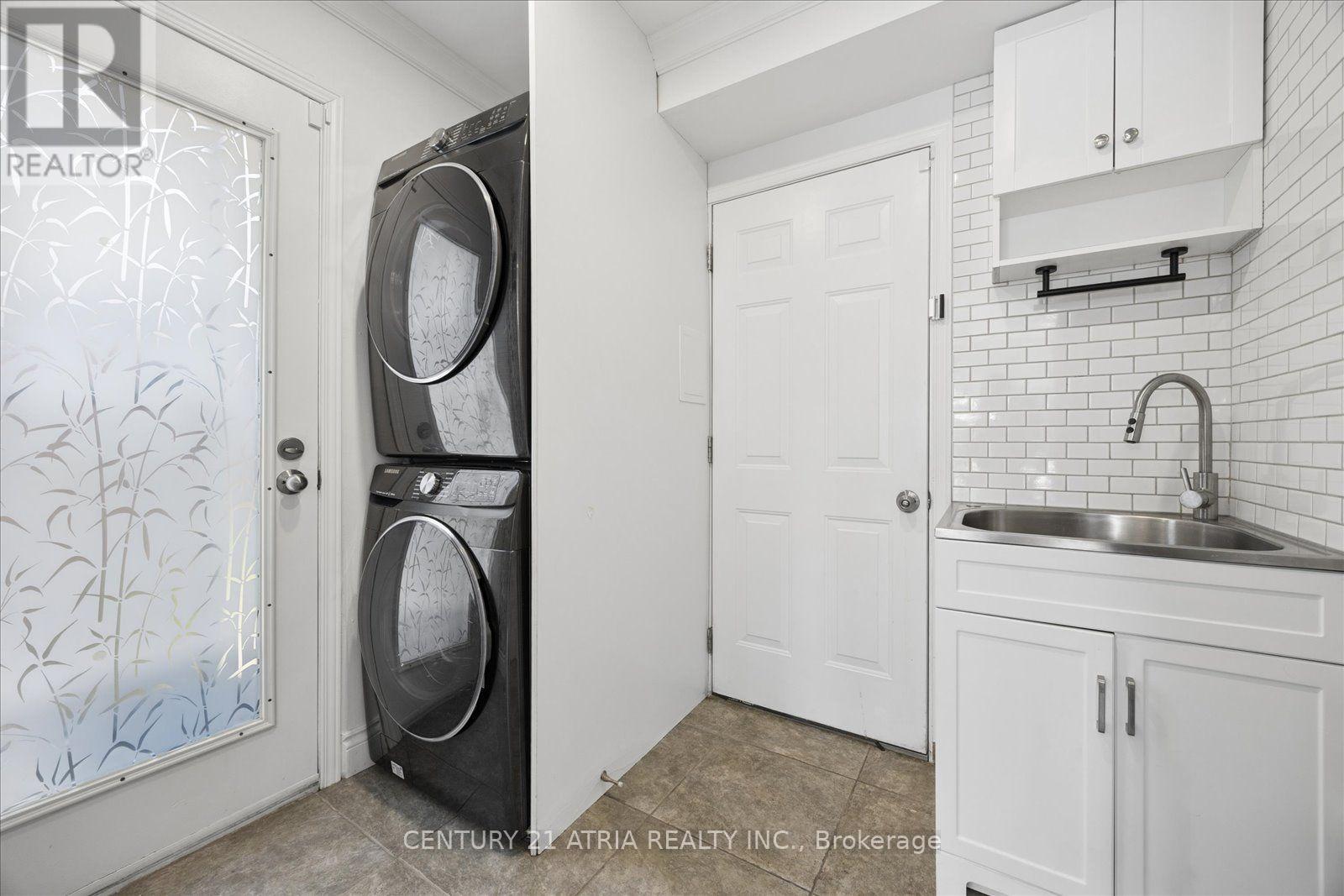 1040 Birchwood Drive Property Photo 15