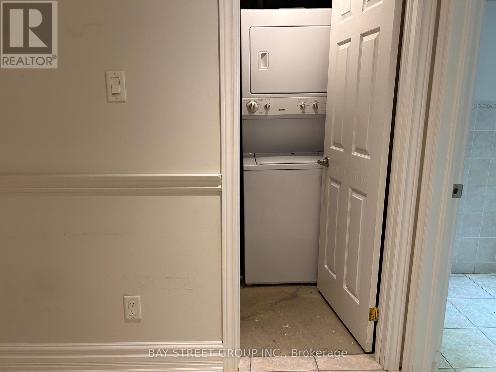 25 Kirkbride Crescent Property Photo 6