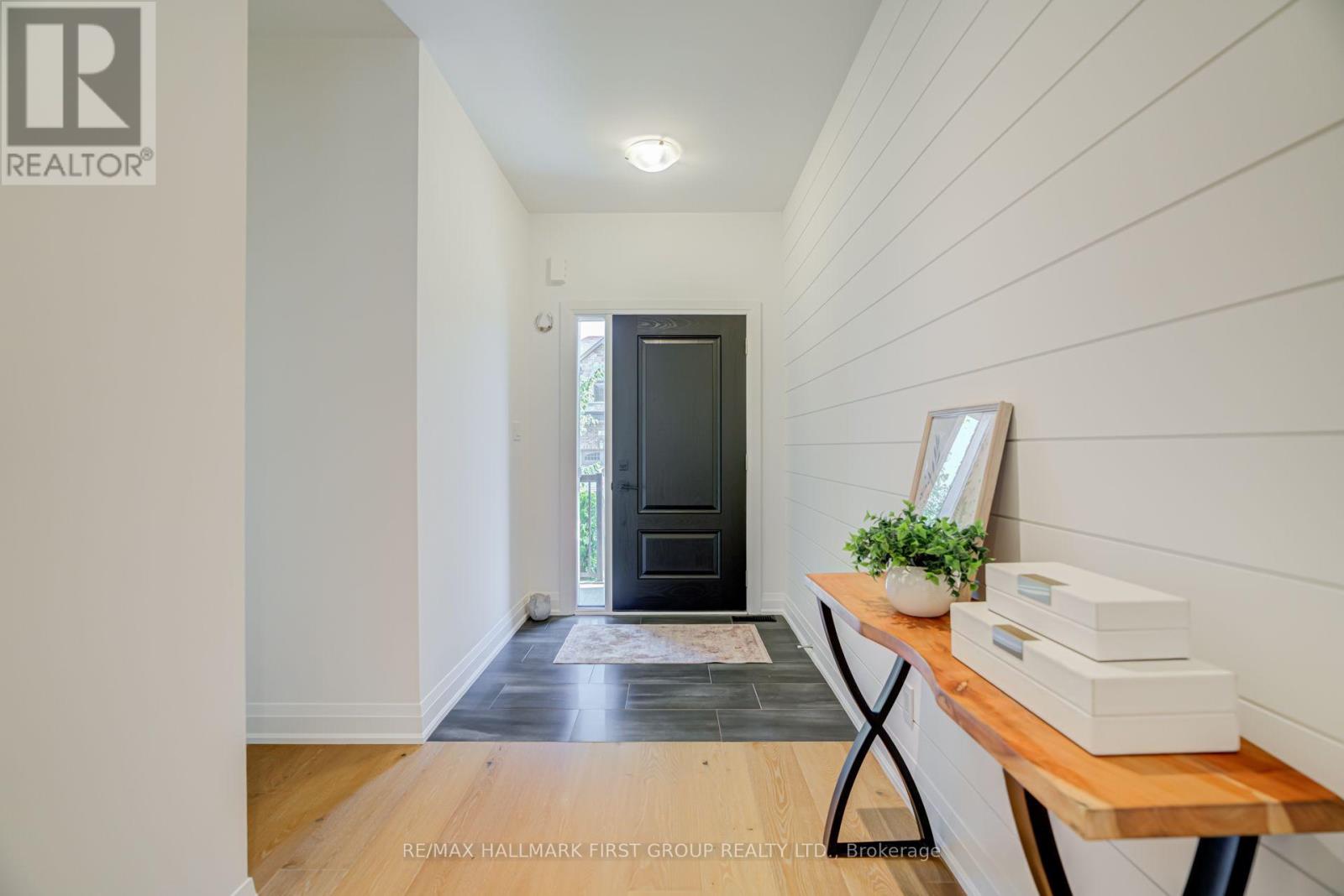 5 Harry Thornton Lane Property Photo 3