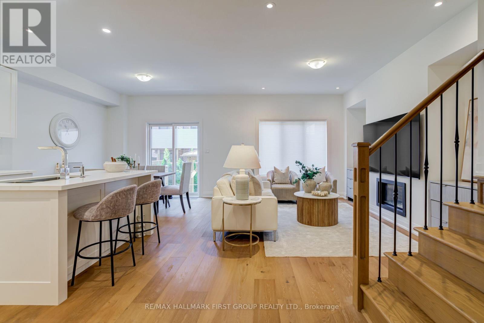 5 Harry Thornton Lane Property Photo 4