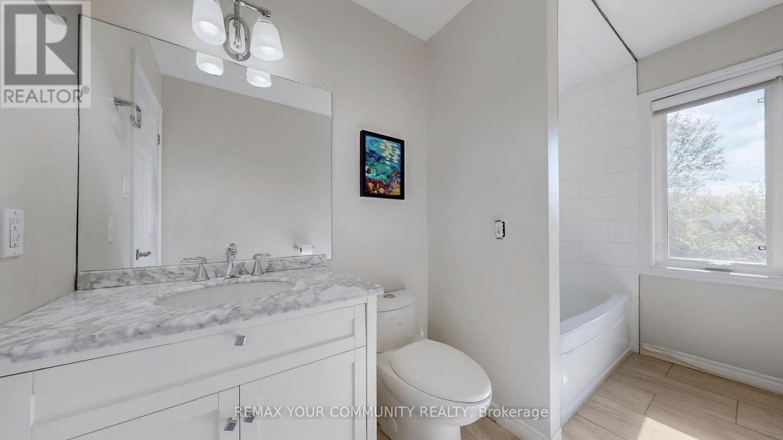1065 20th Side Road Property Photo 34