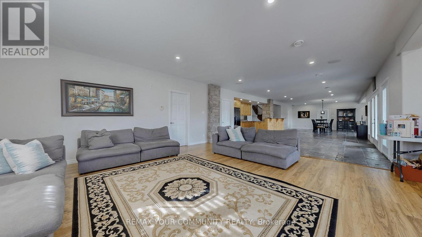 1065 20th Side Road Property Photo 44