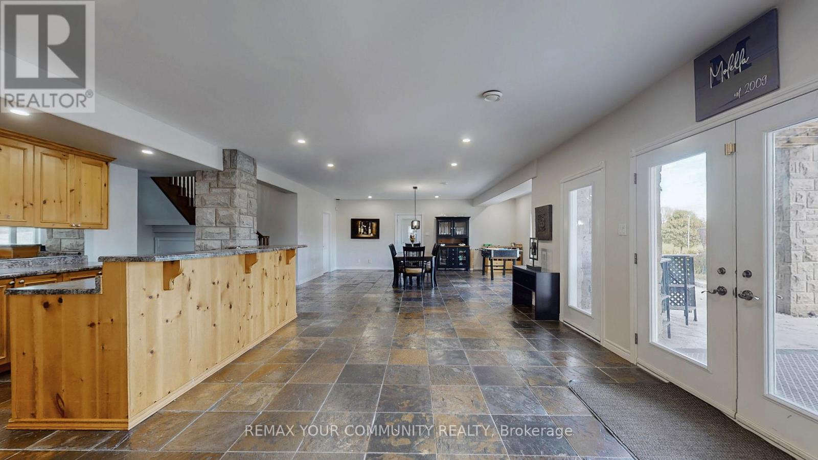 1065 20th Side Road Property Photo 46