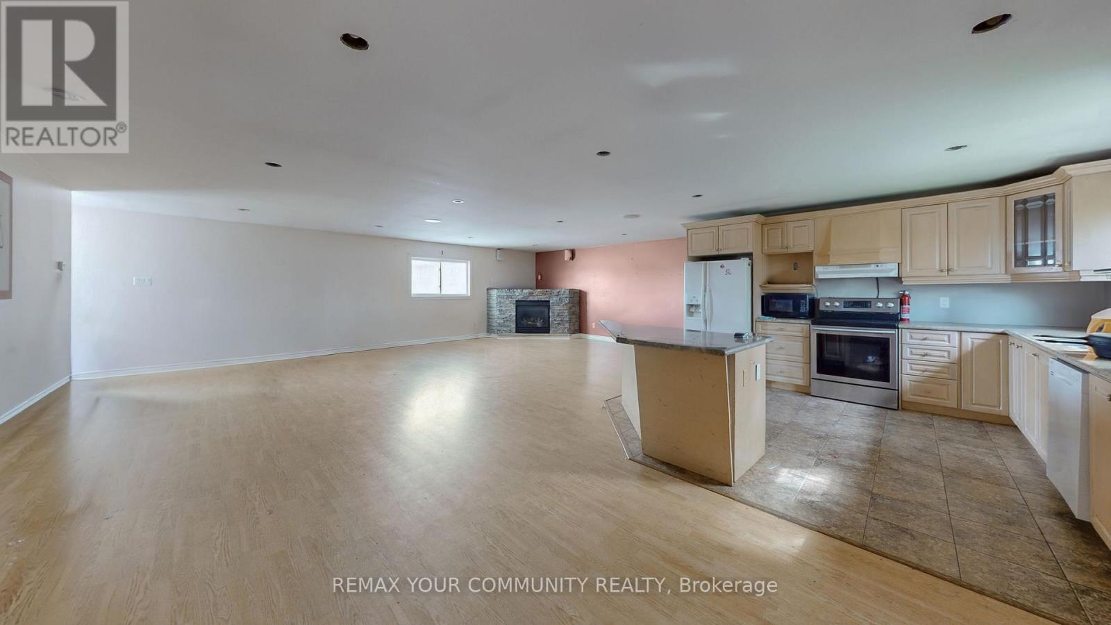 1065 20th Side Road Property Photo 49