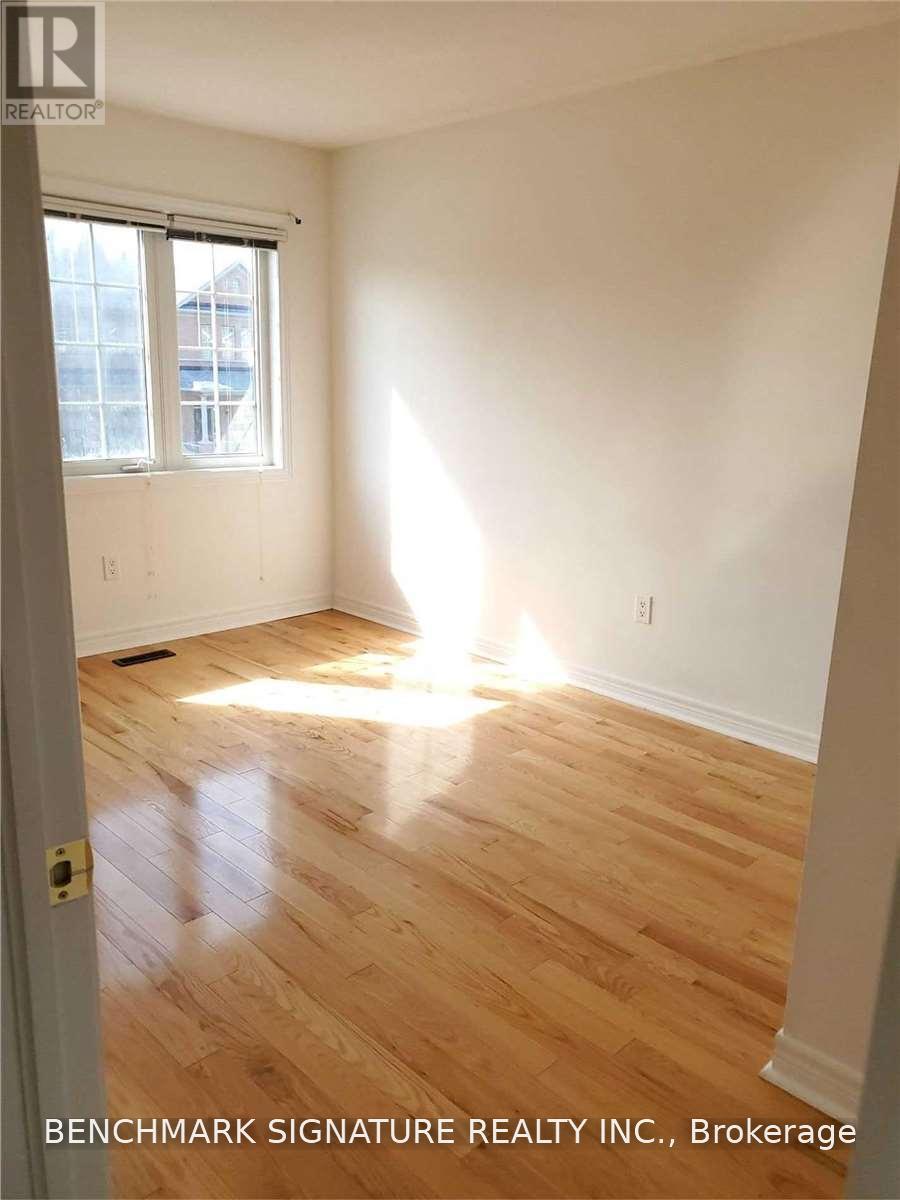 267 Hammersly Boulevard Property Photo 13