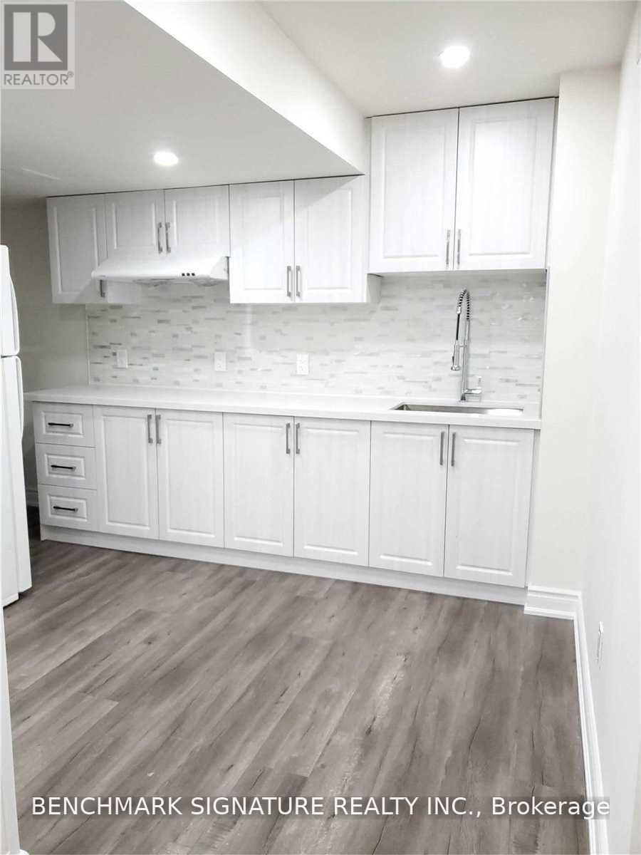 267 Hammersly Boulevard Property Photo 14