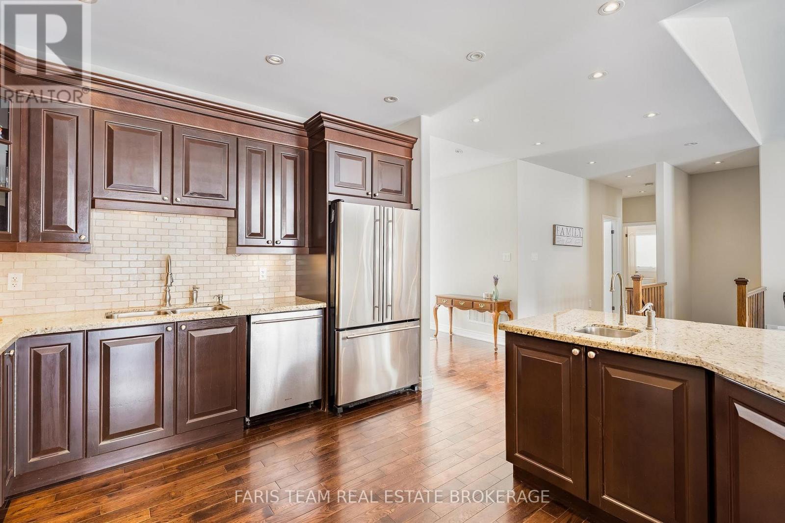 30 Fisher Drive Property Photo 7