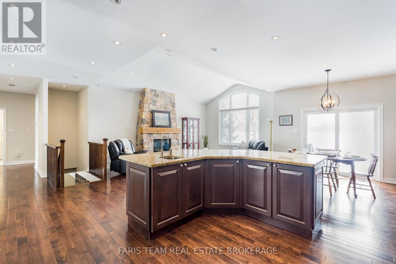 30 Fisher Drive Property Photo 9