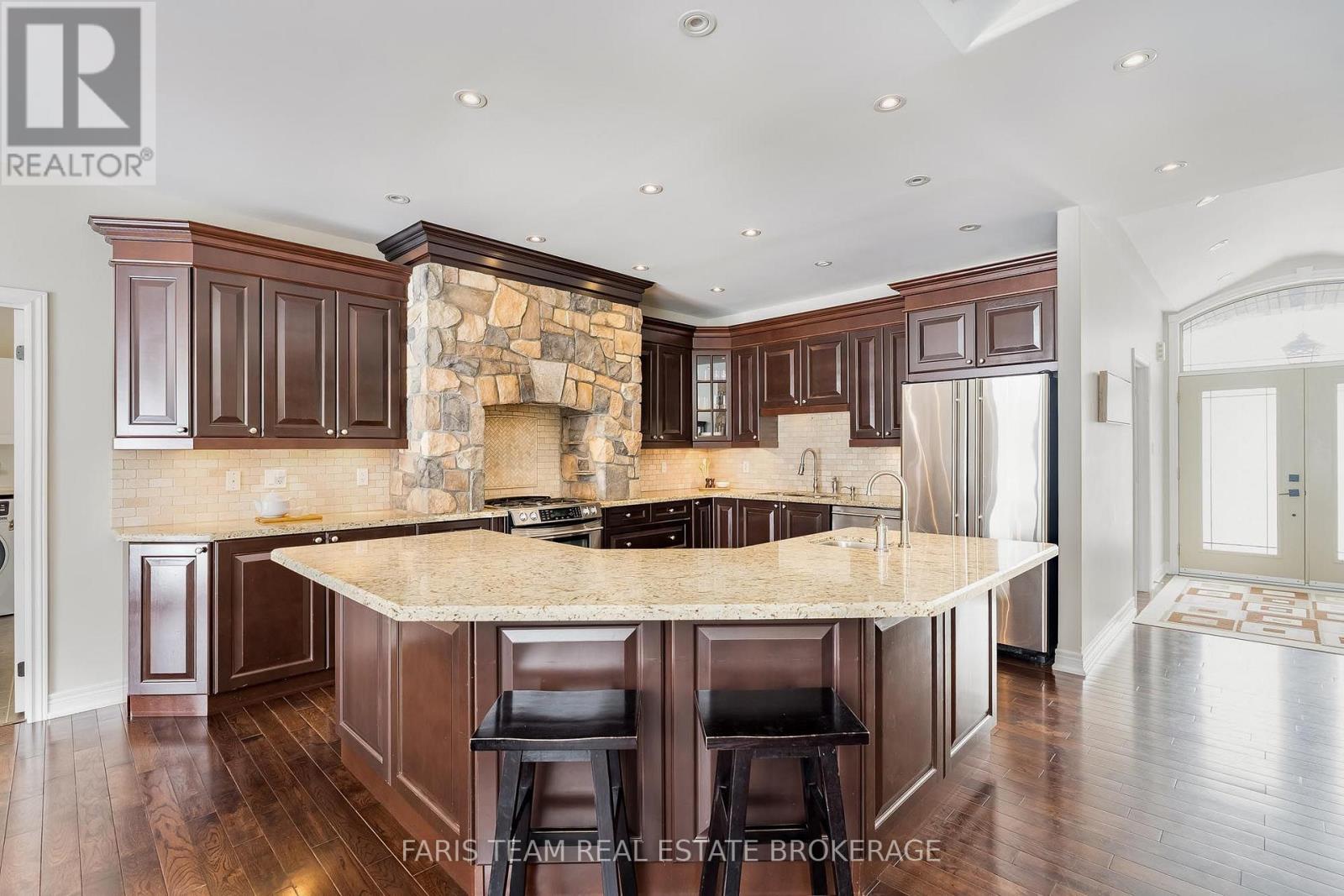 30 Fisher Drive Property Photo 10