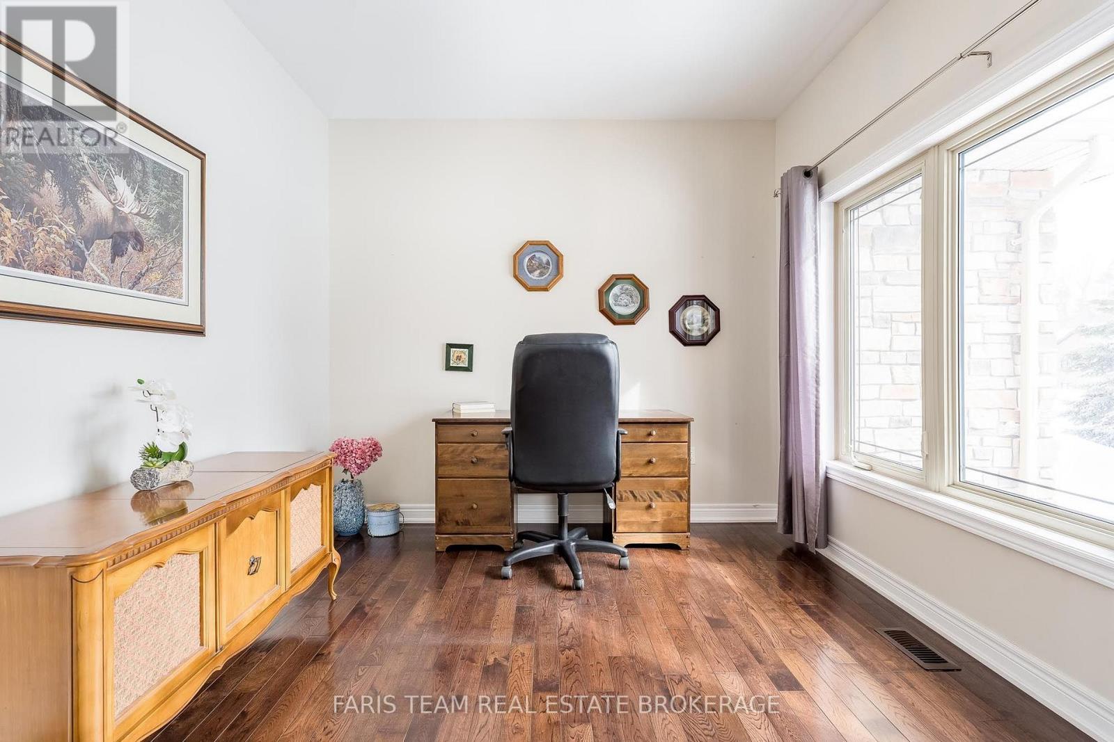 30 Fisher Drive Property Photo 15