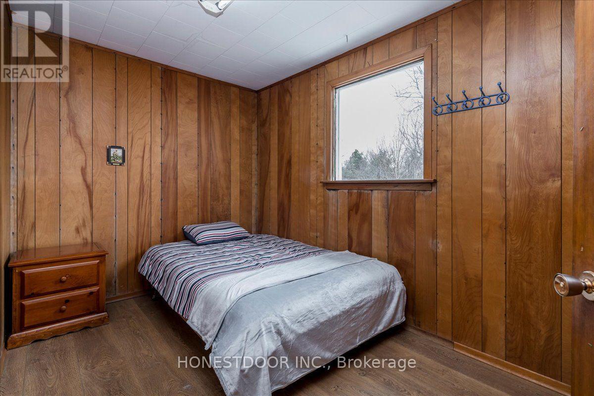 5974 5th Side Road Property Photo 13