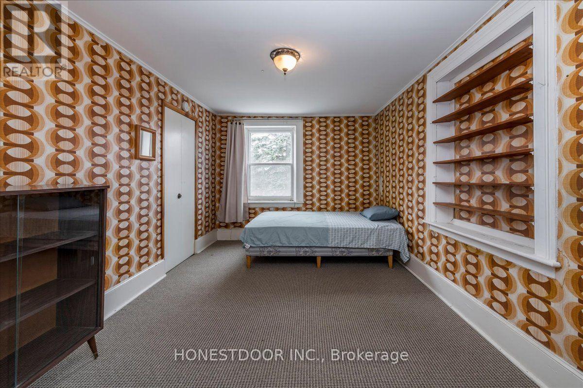 5974 5th Side Road Property Photo 18