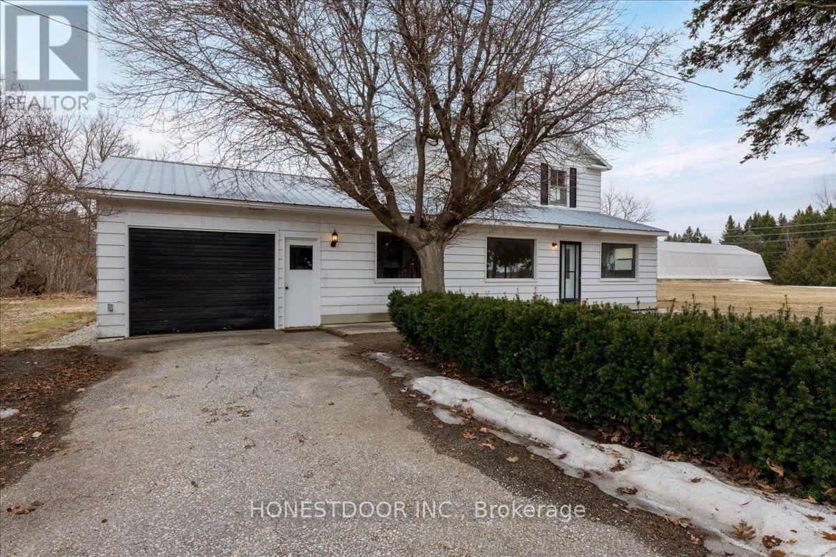 5974 5th Side Road Property Photo 22