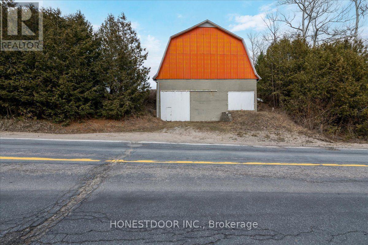 5974 5th Side Road Property Photo 39