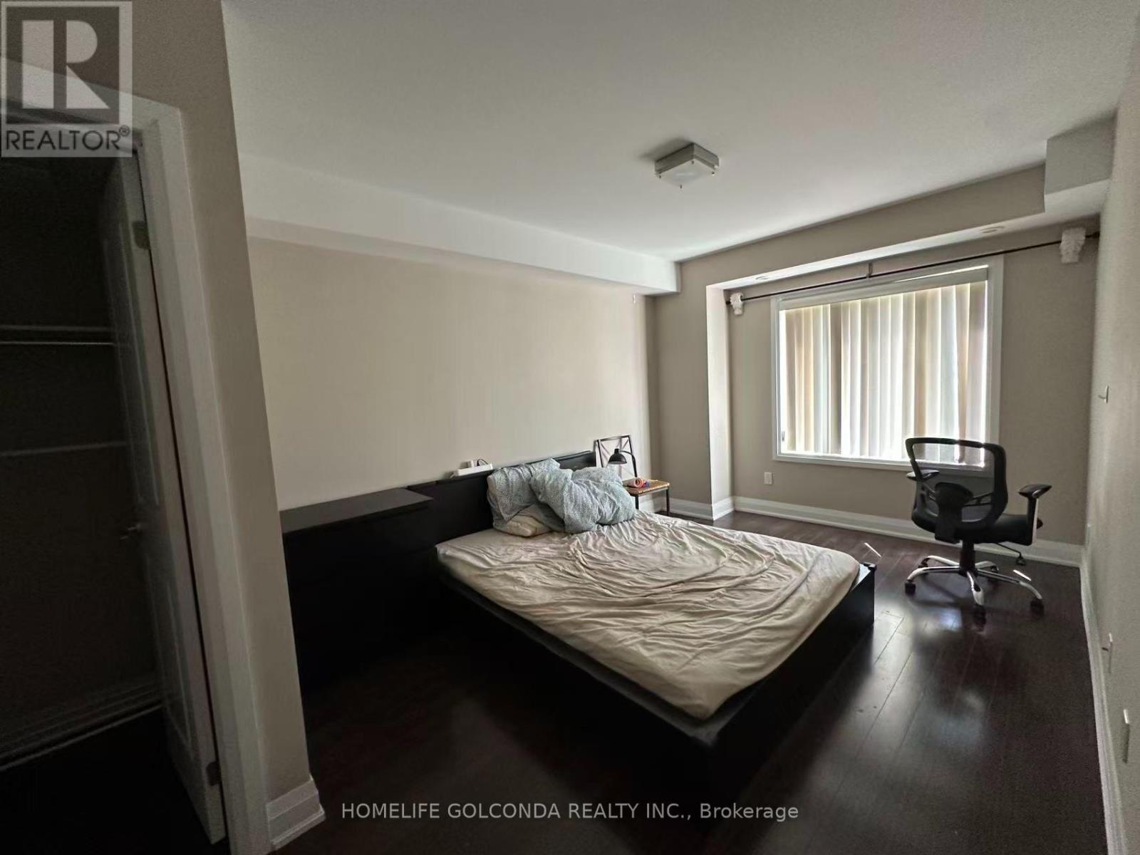 132 - 322 JOHN STREET Property Photo 1
