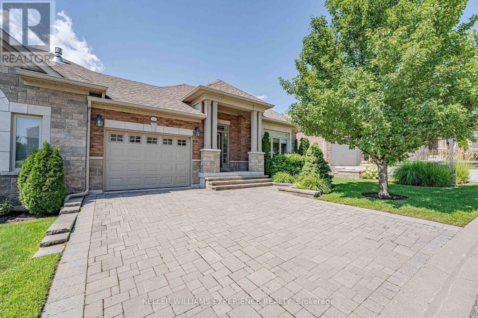 26 UPPER HIGHLAND Property Photo 1