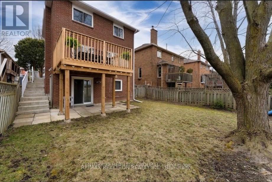 Bsmt - 37 April Gardens N Property Photo 1