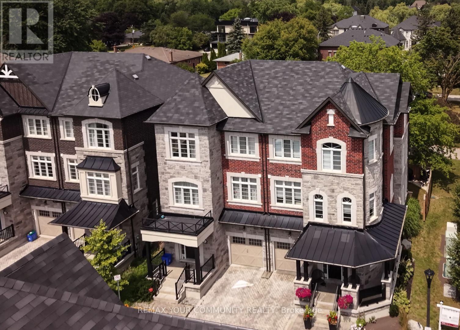 6 Globemaster Lane Property Photo 2