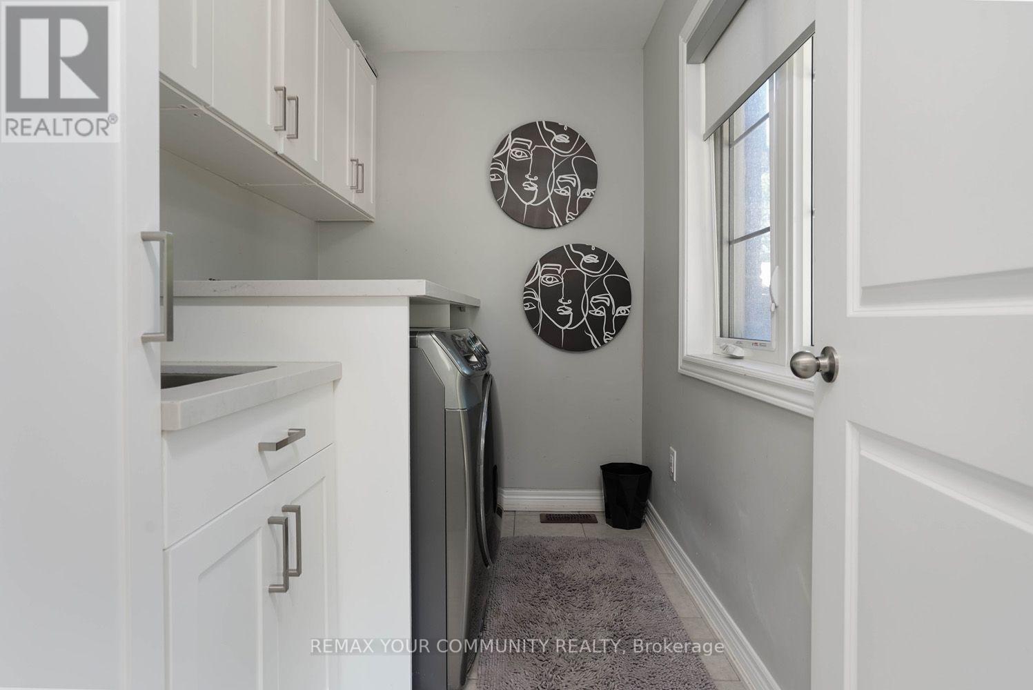 6 Globemaster Lane Property Photo 7
