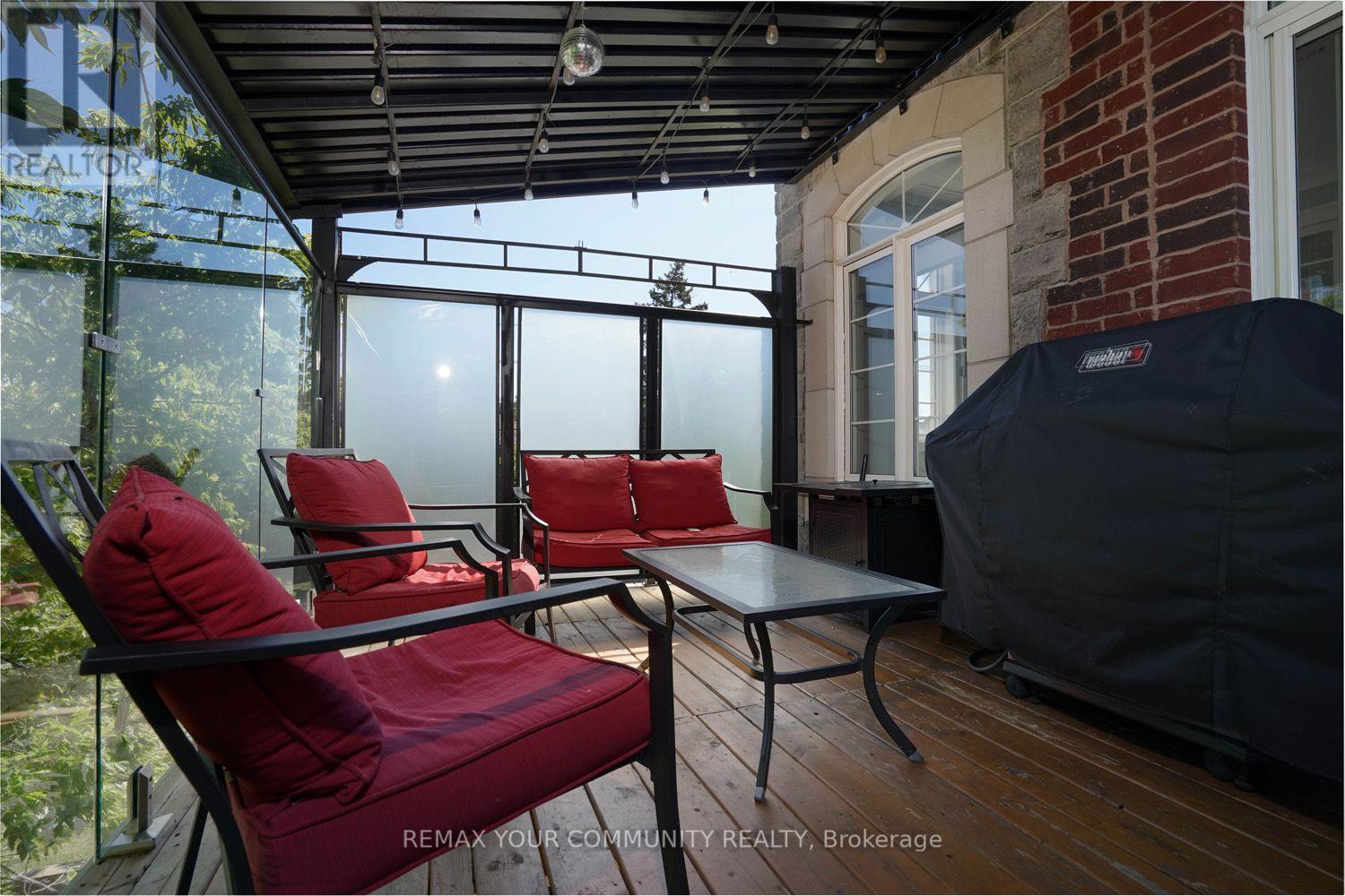 6 Globemaster Lane Property Photo 31