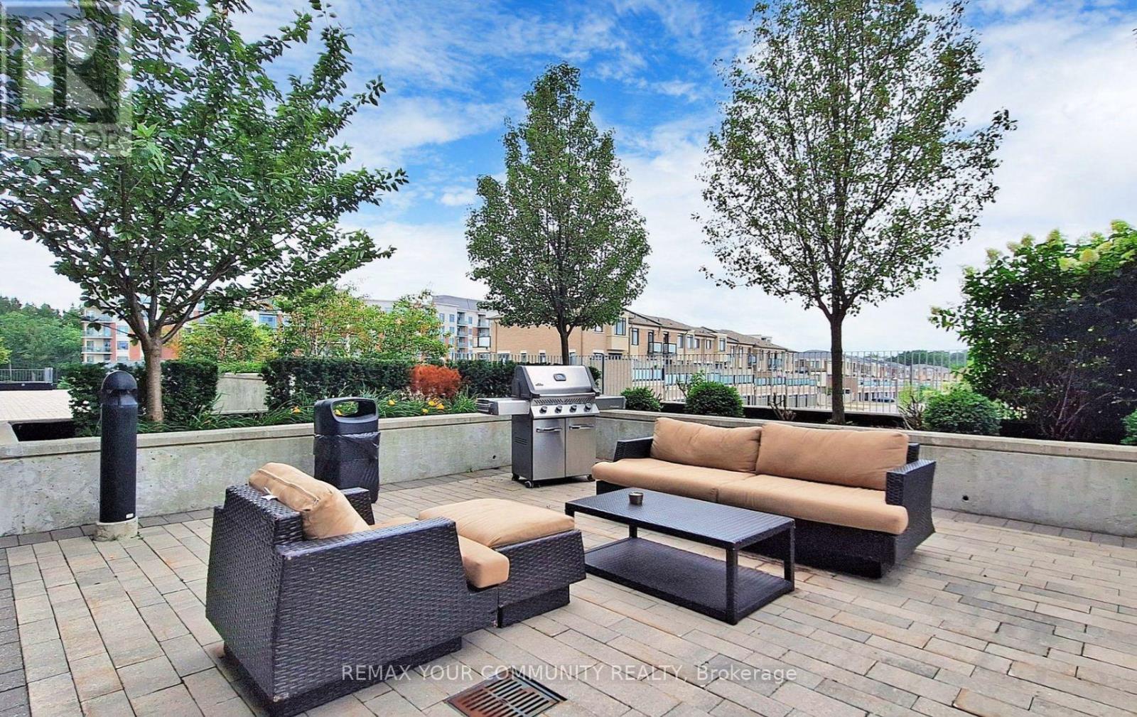 Ph401 - 555 William Graham Drive Property Photo 32