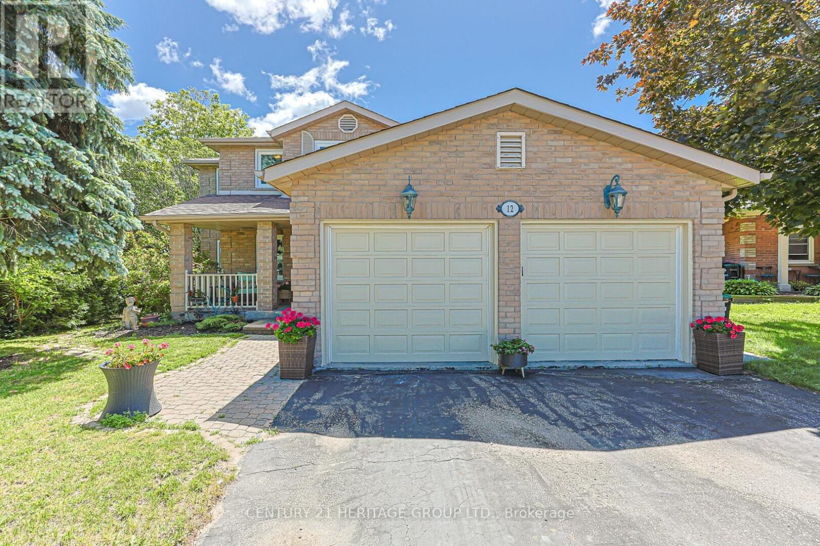 12 Gres Court Property Photo 1