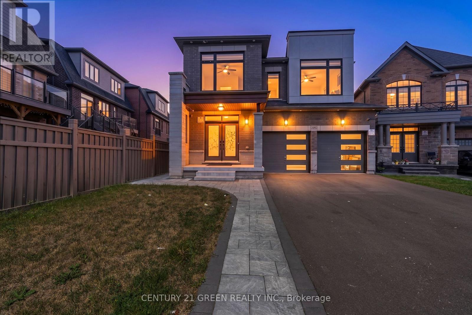 64 Coldwell Bay Circle Property Photo 1