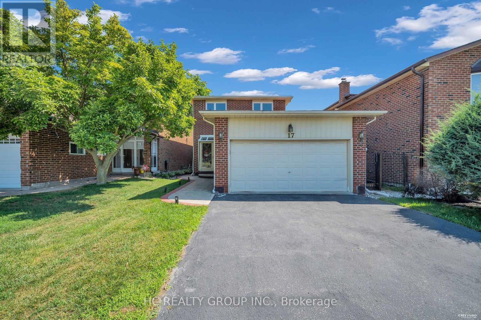17 PUGSLEY AVENUE