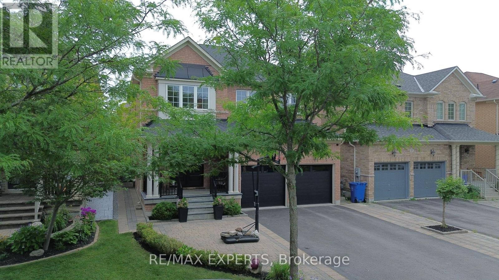 53 BRAITH CRESCENT